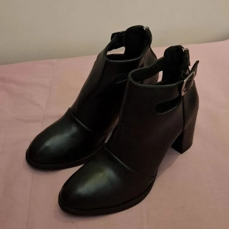 نیم بوت زنانه