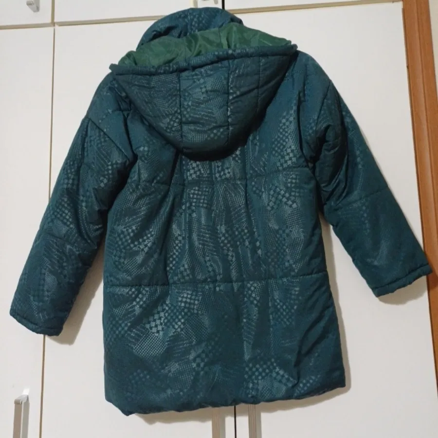 کاپشن کلاهدار