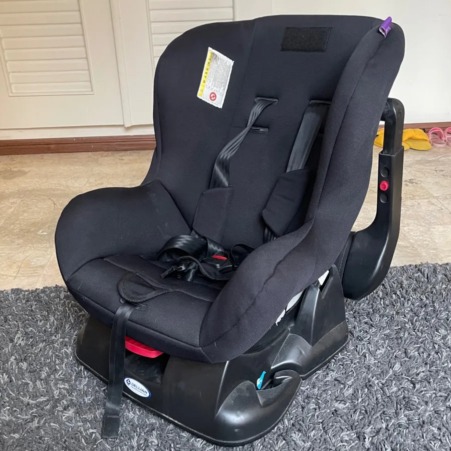 صندلی ماشین کودک