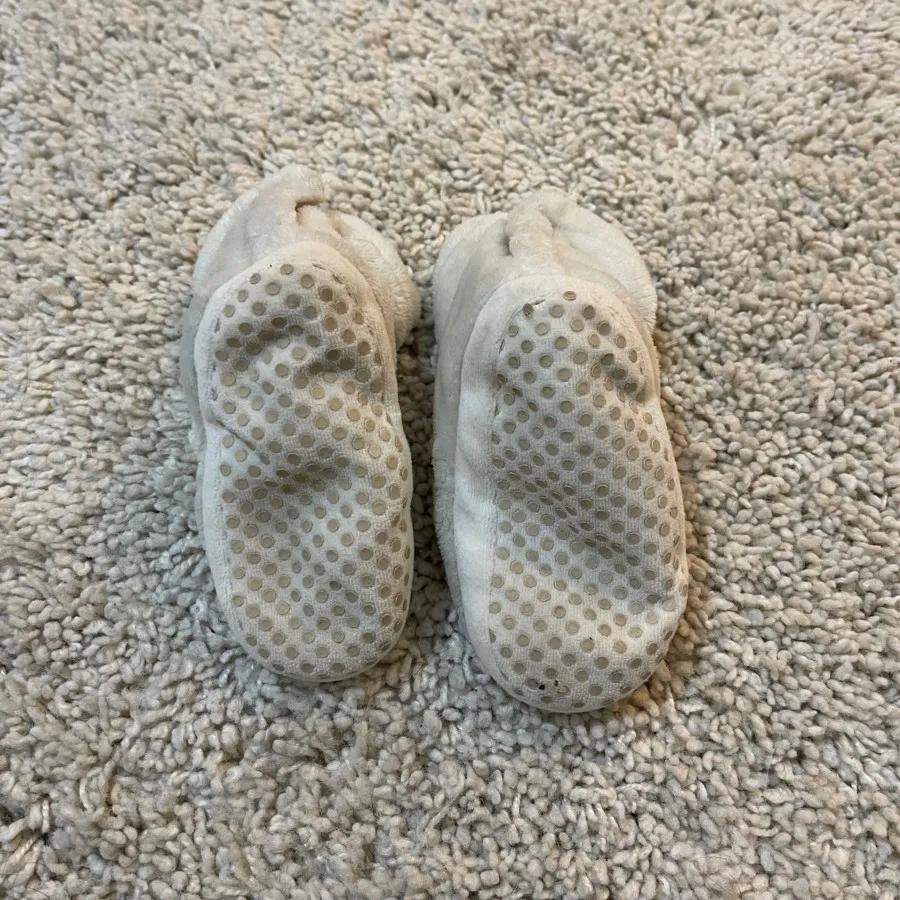 پاپوش بچگانه برند H&M