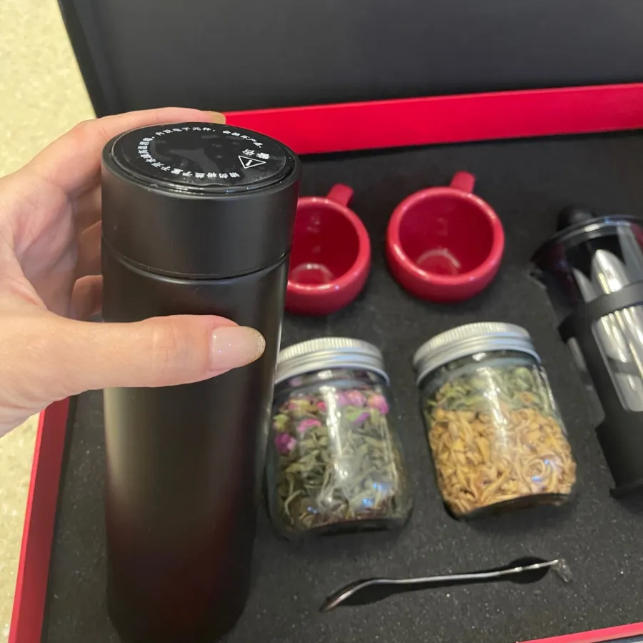 پک هدیه شب یلدا