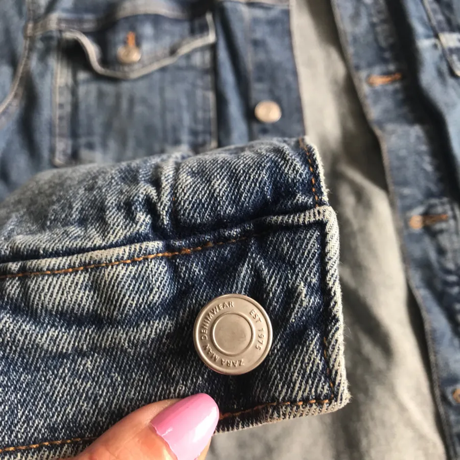 جکت جین زاراا