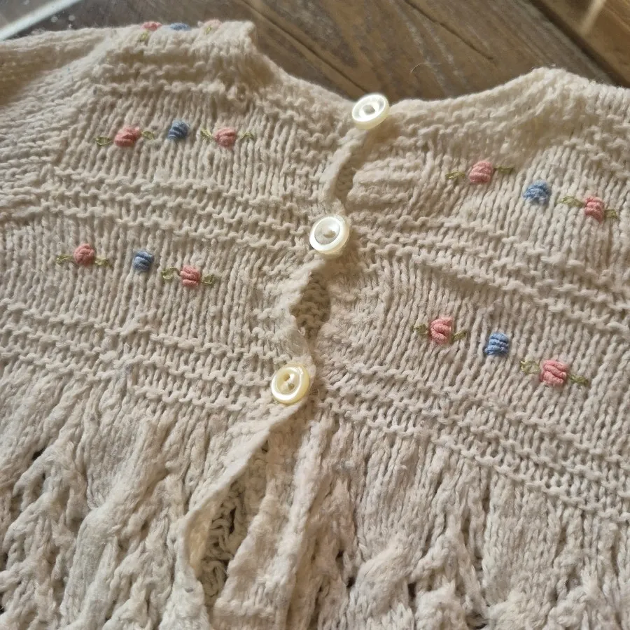 کت بافت با گلهای ریز
