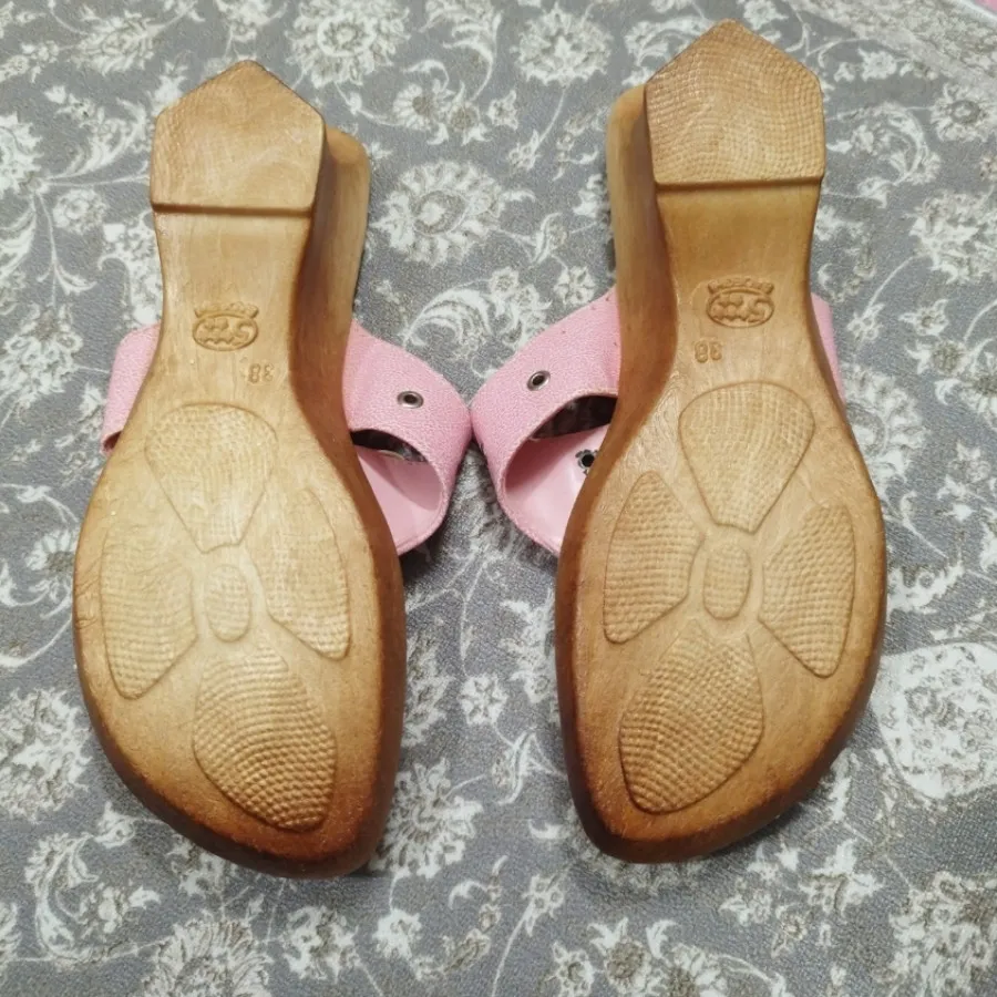 دمپایی مجلسی