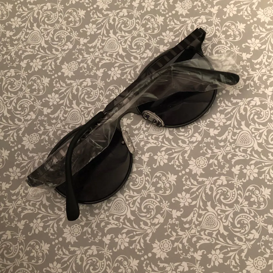 عینک آفتابی Debenhams