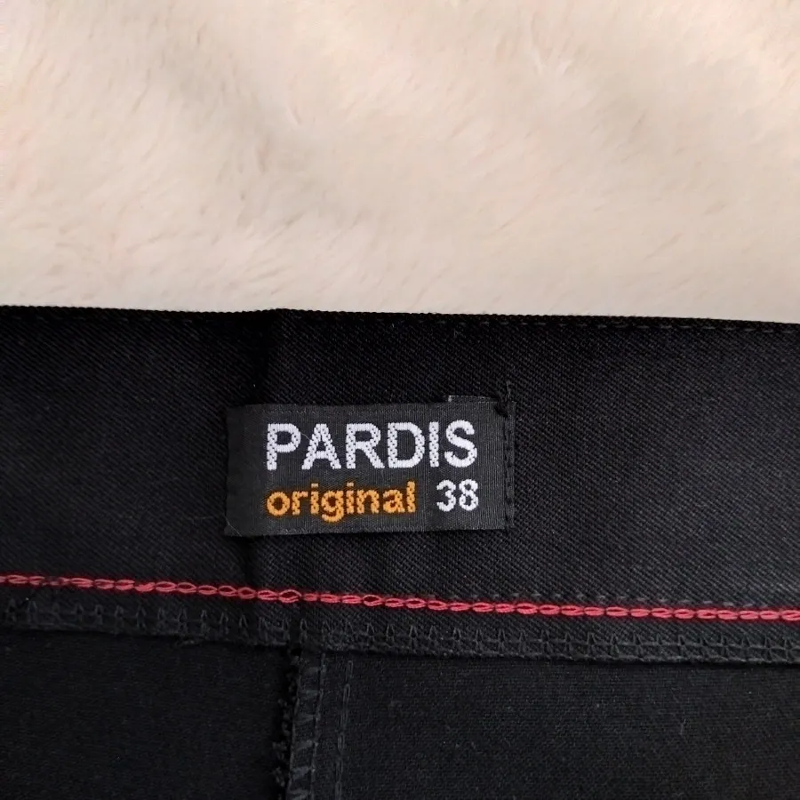 شلوار زنانه