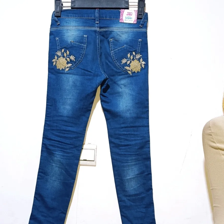 شلوار جین بچگانه