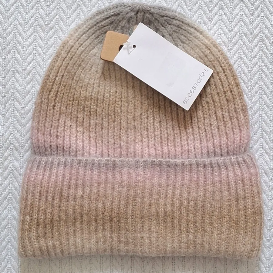 کلاه بافت زنانه