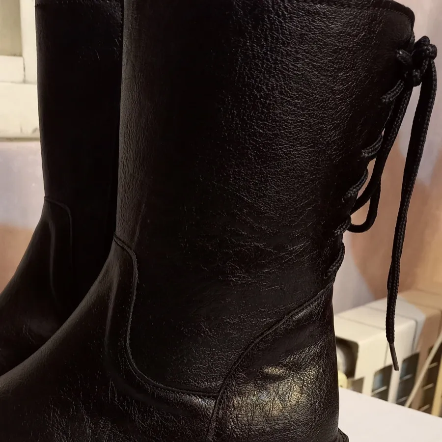 بوت/نیم بوت پشت بندی