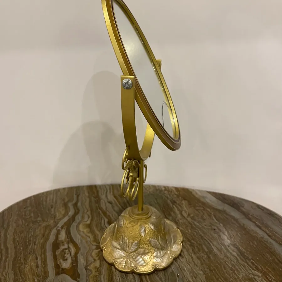 آینه رومیزی