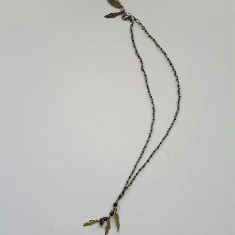 گردنبند آیکون برد