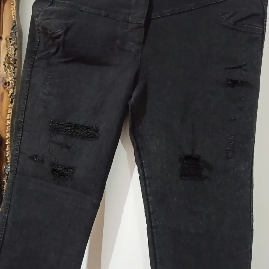 شلوارجین اسکینی زاپدار