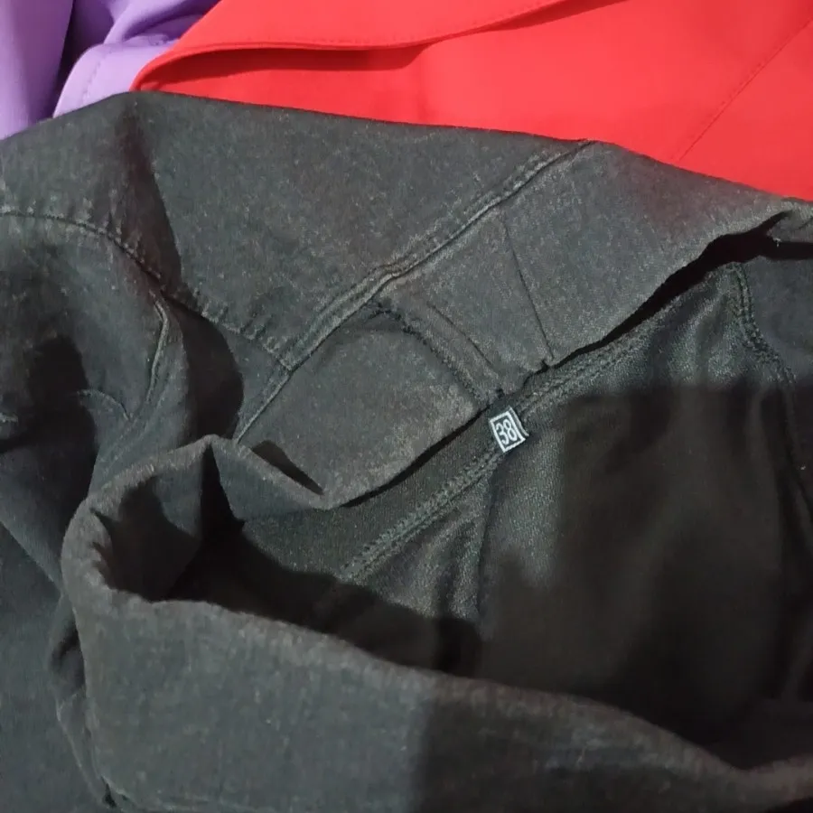 شلوارجین اسکینی زاپدار