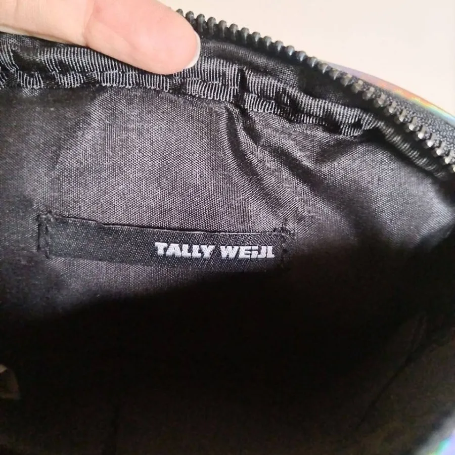 کراس بادی تالی وایل