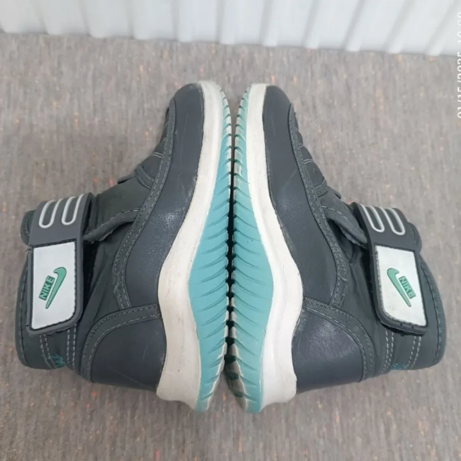 نیم بوت اسپرت