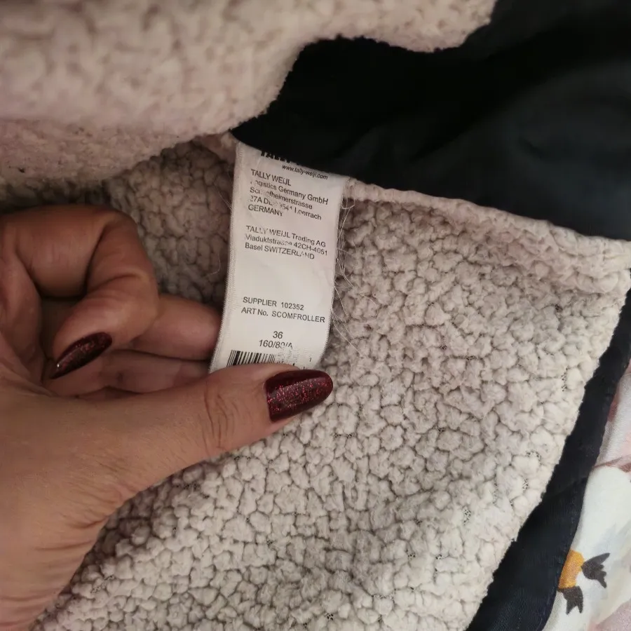 کاپشن برند tally weijl