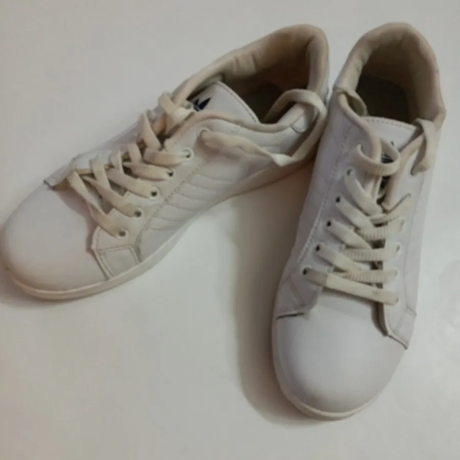 کفش اسپرت مدل آدیداس