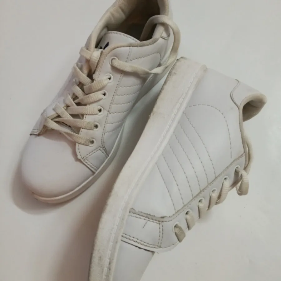 کفش اسپرت مدل آدیداس