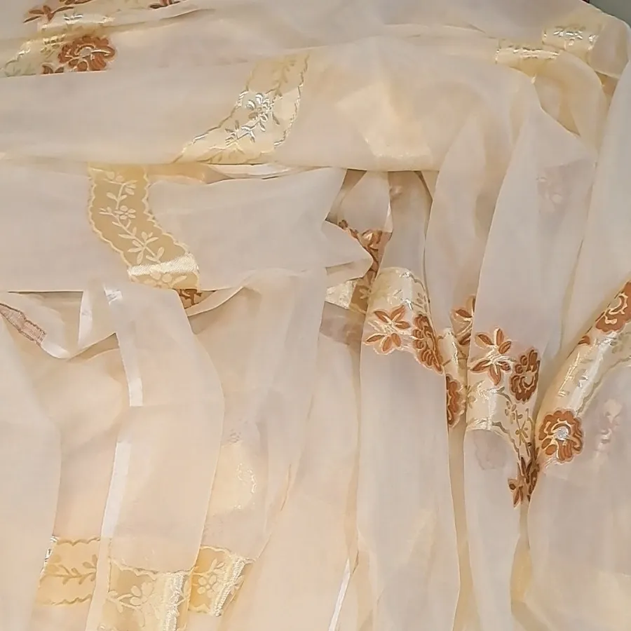 پرده  حریر حراج