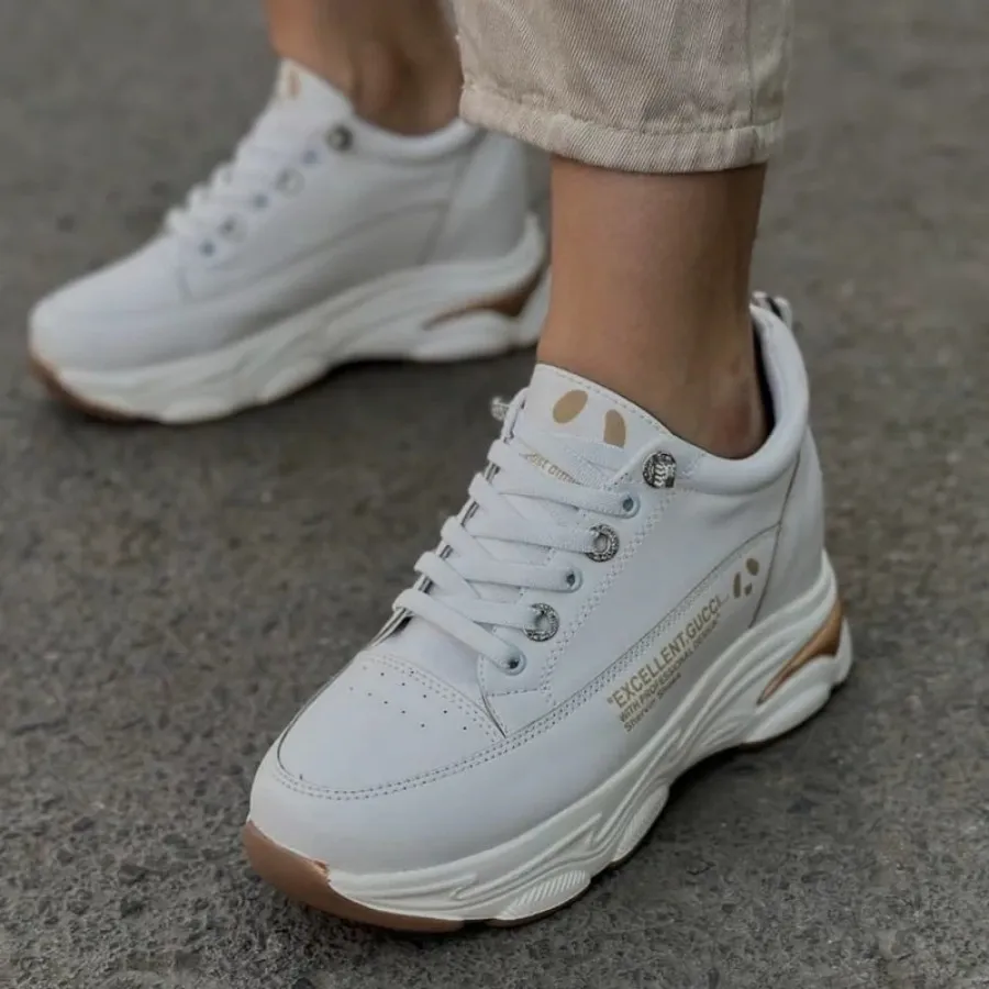 کتانی سفید لژدار