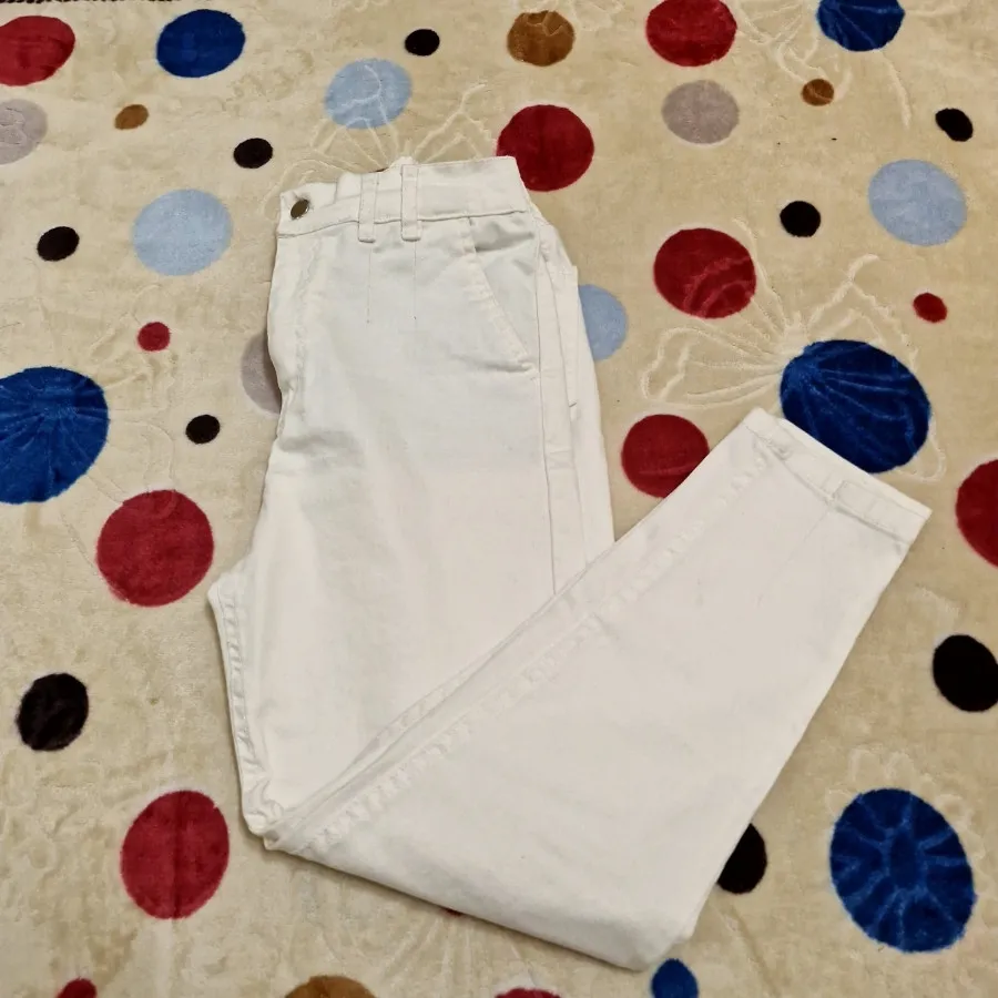 شلوار مام لی سفید