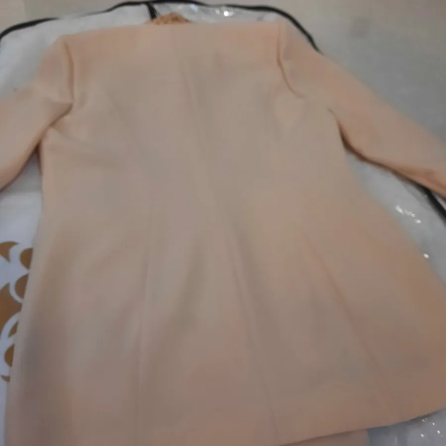 کت و شلوار و تاپ برند