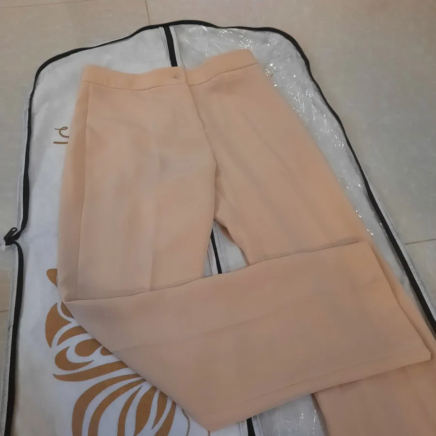 کت و شلوار و تاپ برند