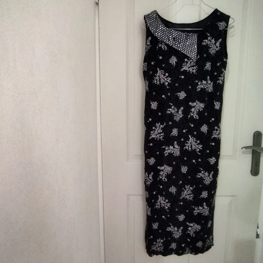 پیراهن مجلسی زنانه