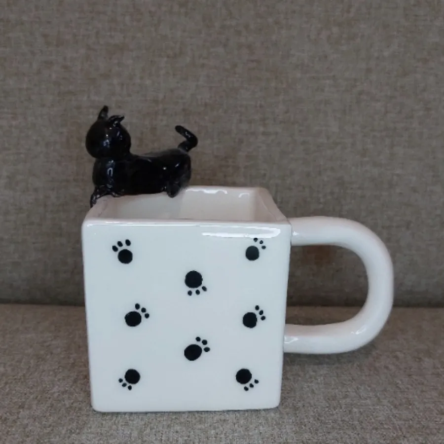 ماگ گربه برجسته