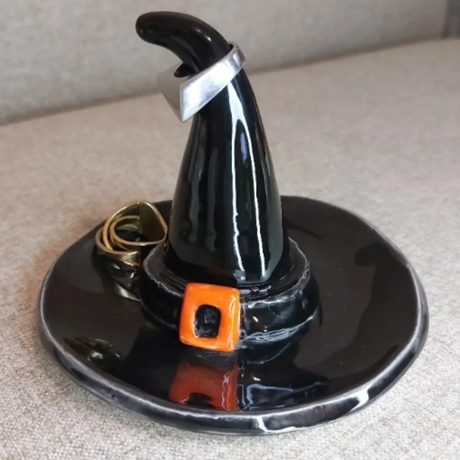 جاجواهری کلاه جادوگر