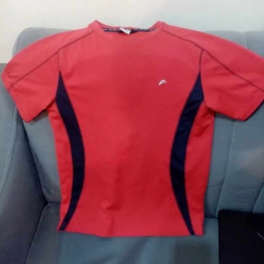 . تیشرت ورزشی
