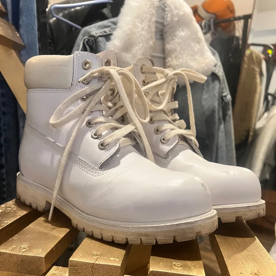 تیمبرلند سفید