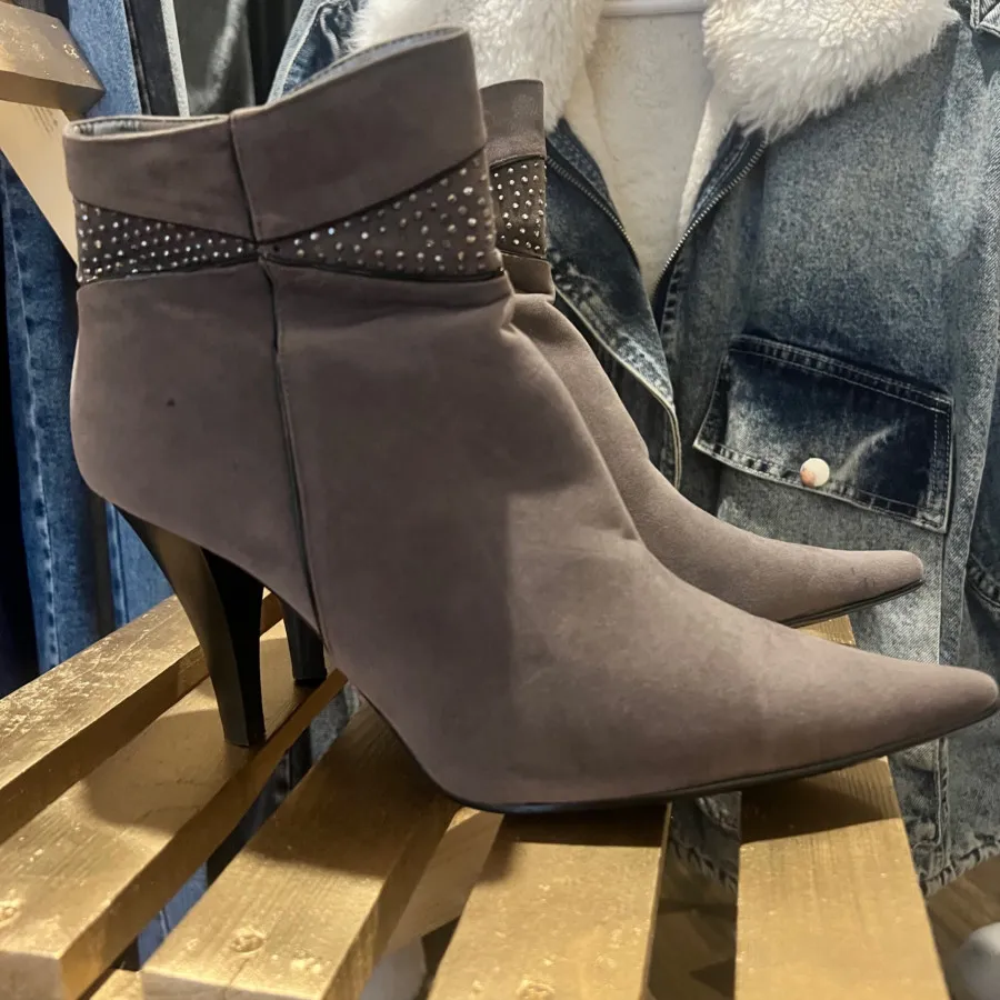 بوت ایتالیایی