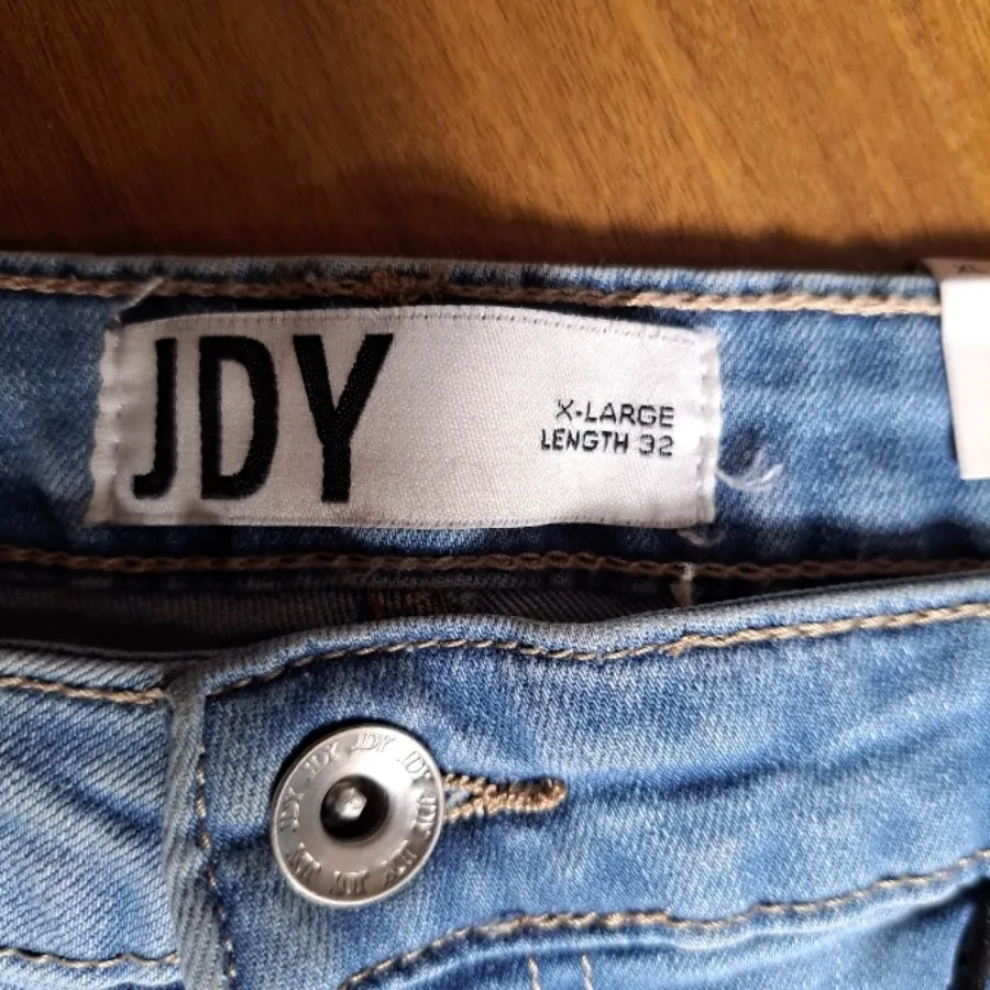 شلوار جین ابی