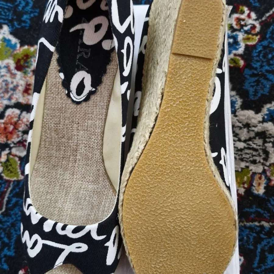 کقش لژدار کنفی