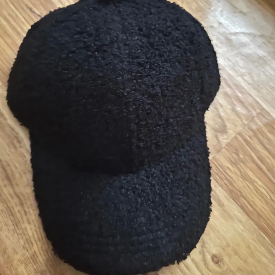 کلاه مشکی تدی