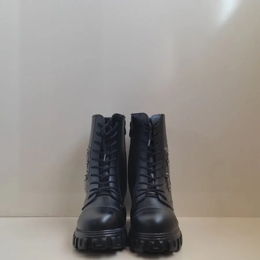 نیم بوت شیک و اسپرت