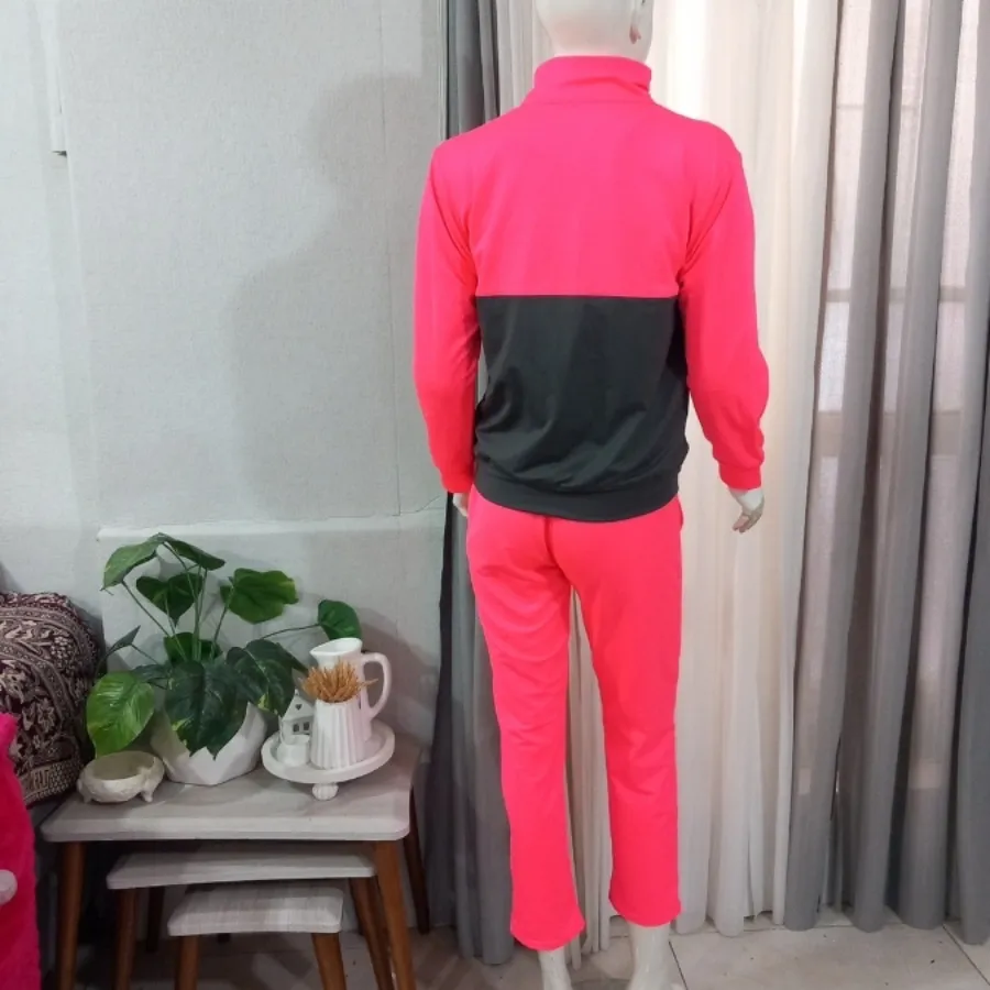 ست لباس ورزشی