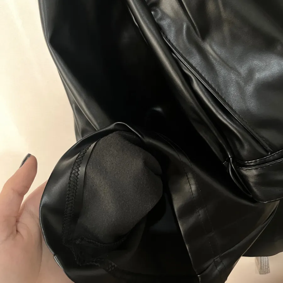 شلوار بگ چرم