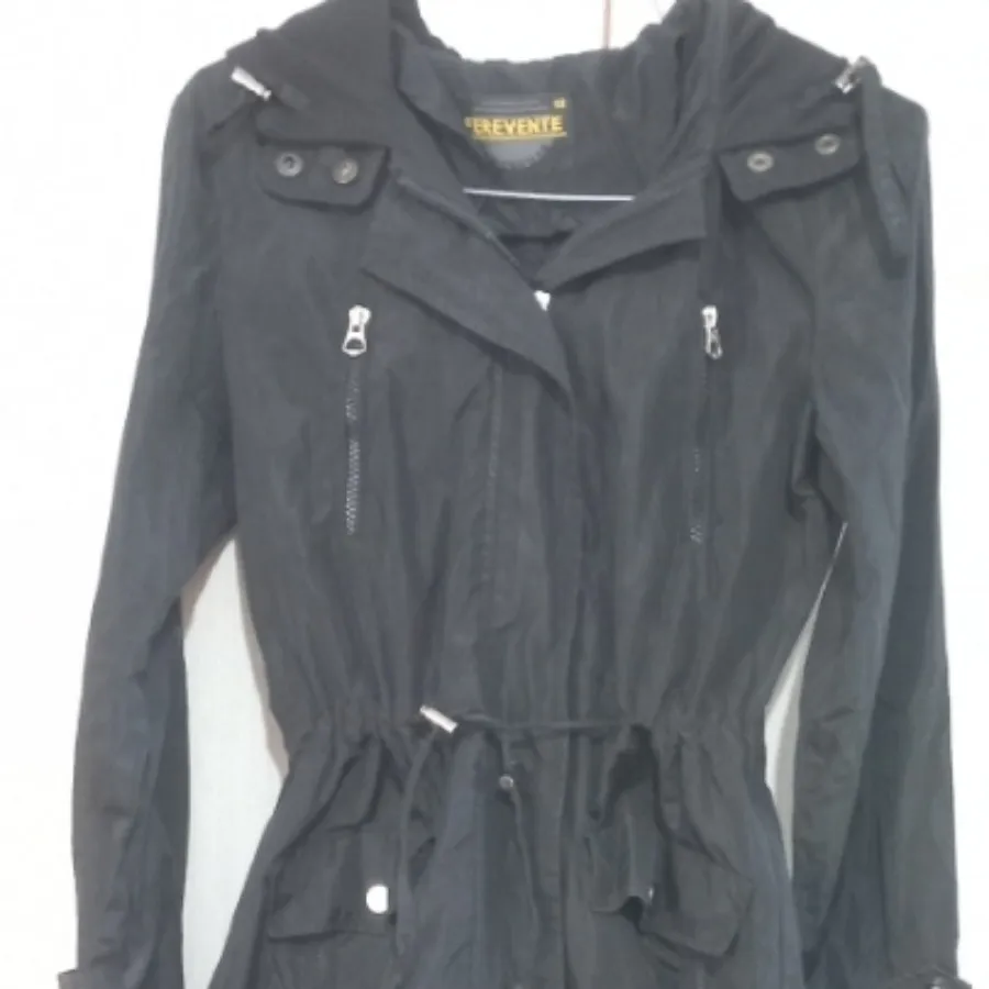 بارانی نازک ضدآب