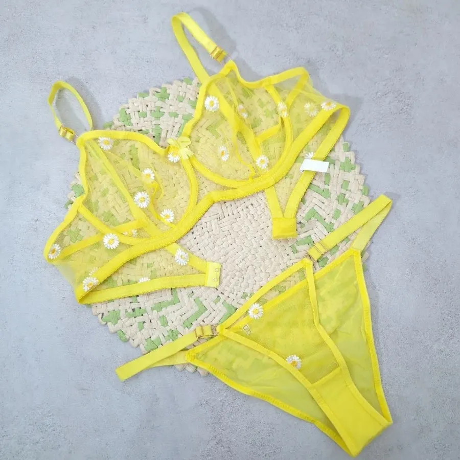 ست سوتین و شورت