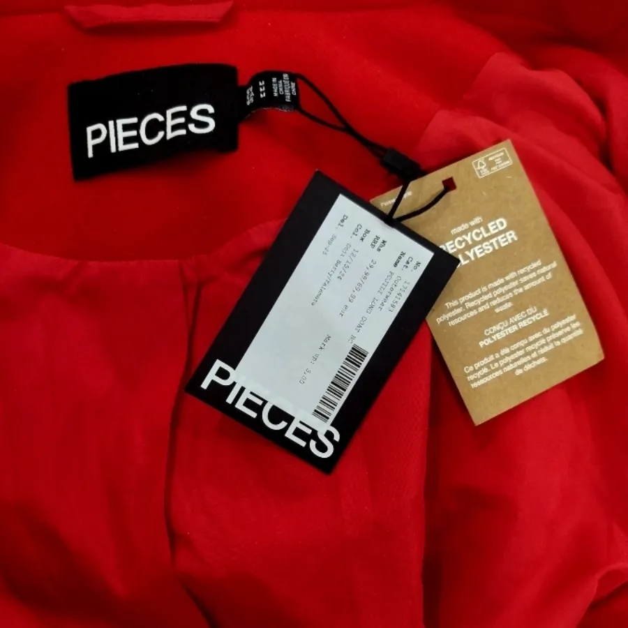 لانگ کت قرمز PIECES