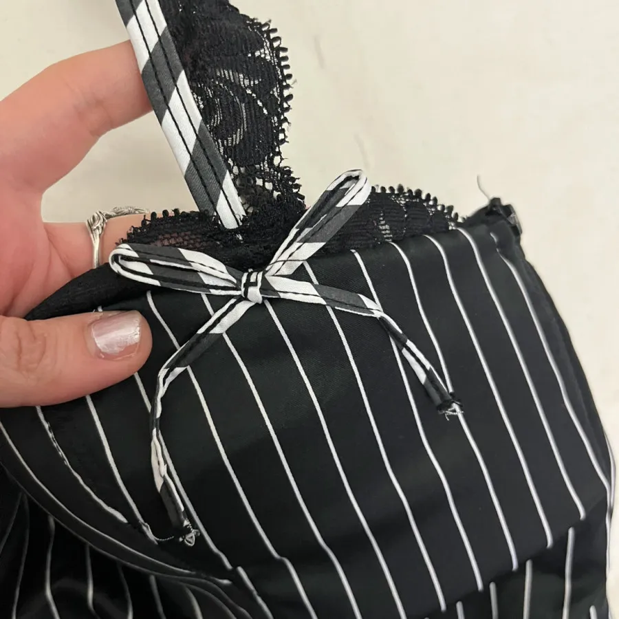 کرست راه راه