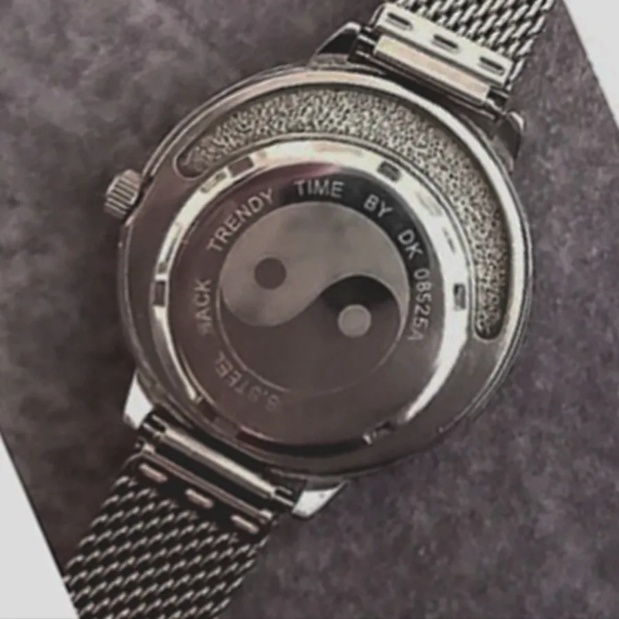 ساعت دنیل کلین