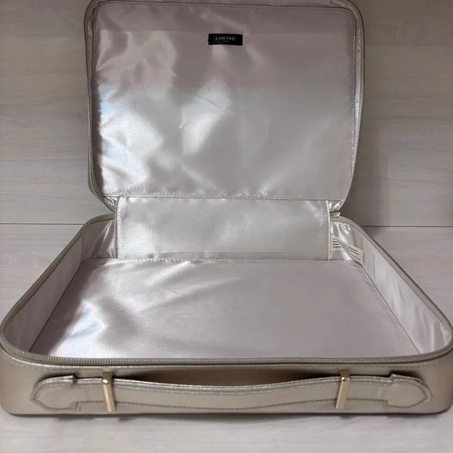 کیف طلایی لانکوم