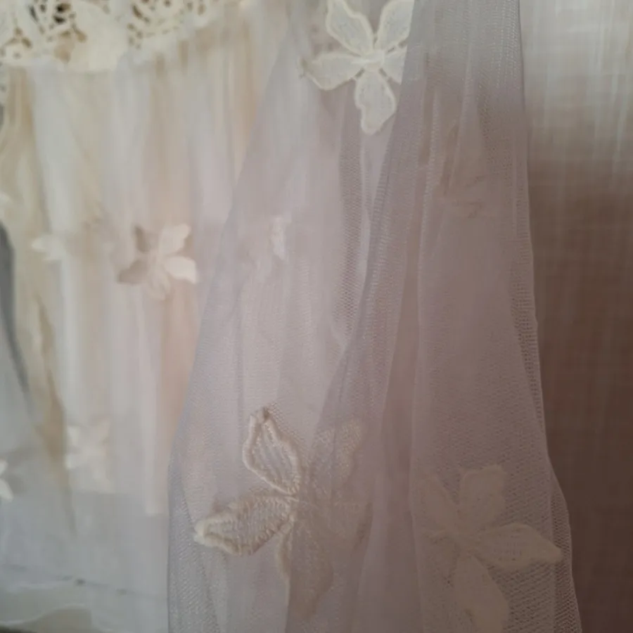 بلوز مجلسی گیپور و تور