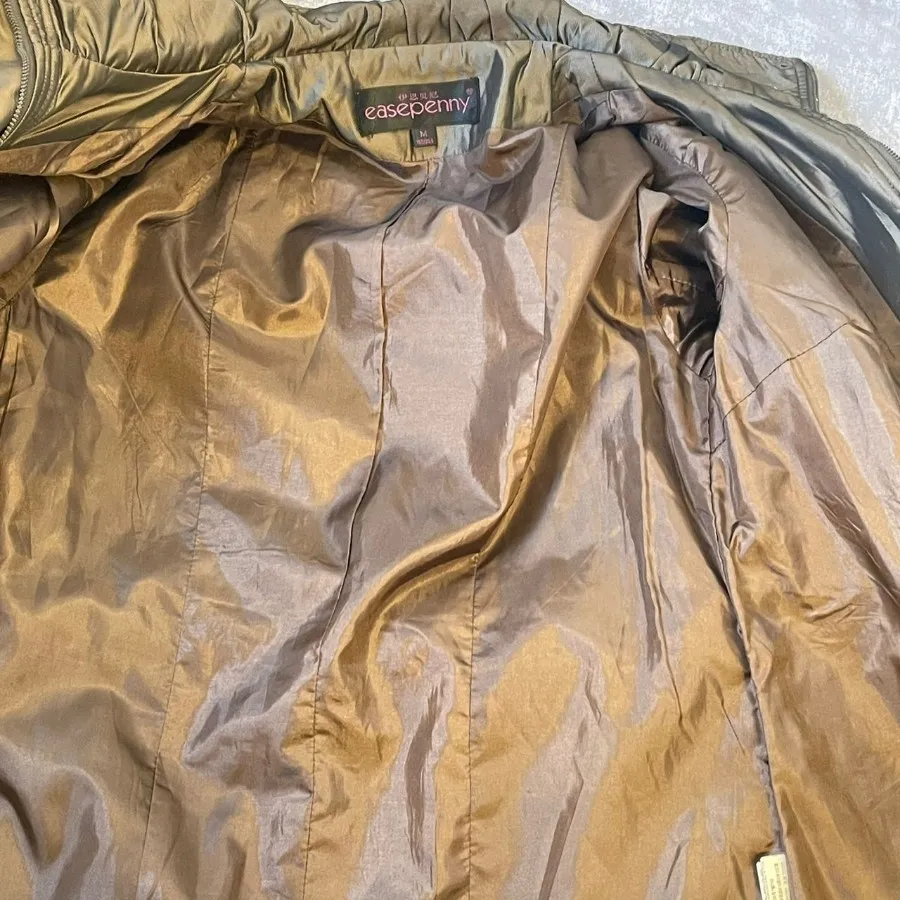 کت یا مانتو پاییزه