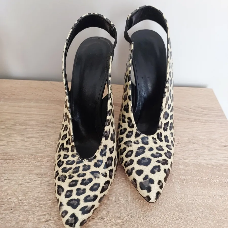 کفش پاشنهبلند زنانه پلنگ