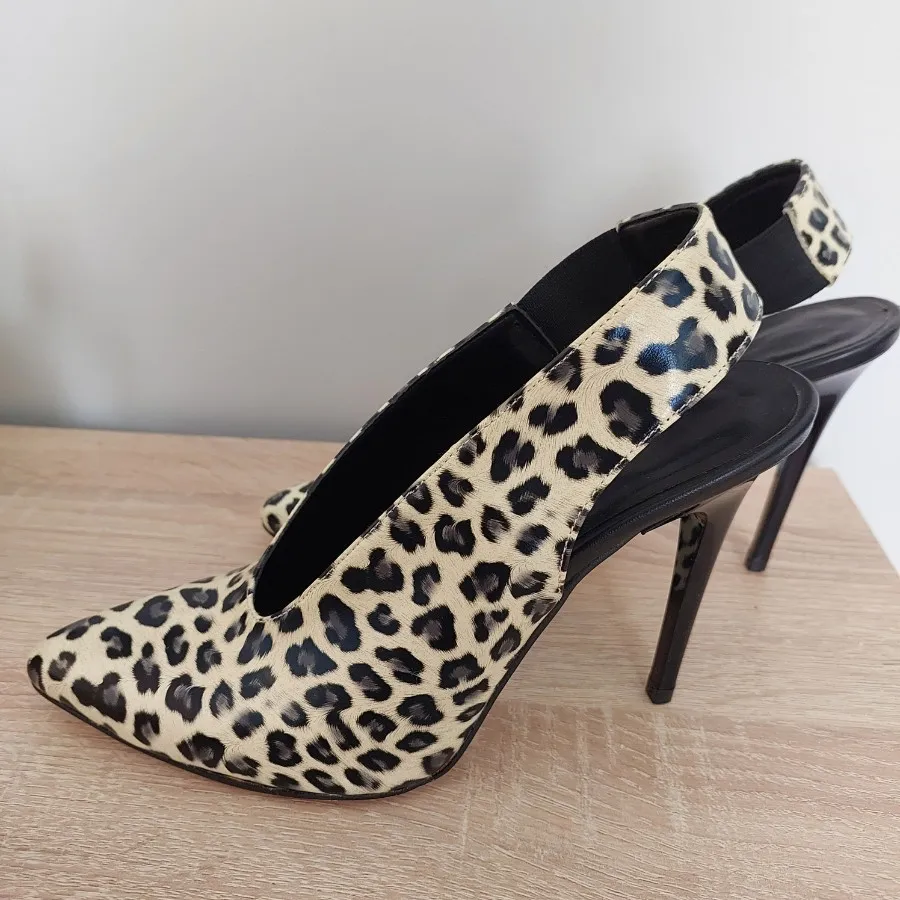 کفش پاشنهبلند زنانه پلنگ