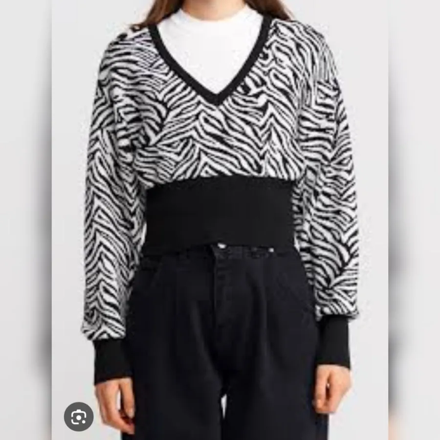 پلیور کراپ طرح زبرا Haft